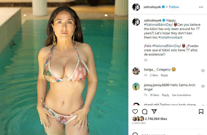 Salma Hayek luce muy bella y sensual a sus 56 años.