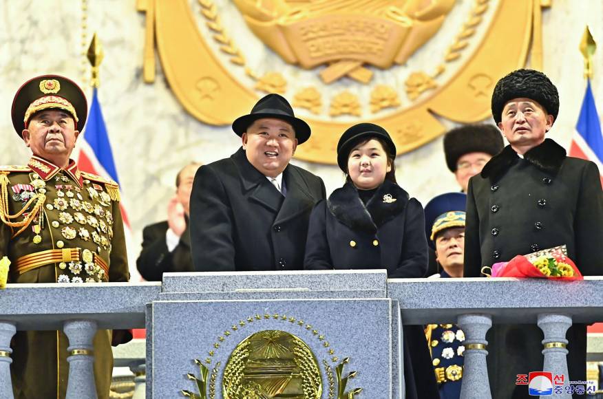 El líder norcoreano, Kim Jong-un, estuvo presente en el acto aunque no pronunció en esta ocasión discurso alguno.