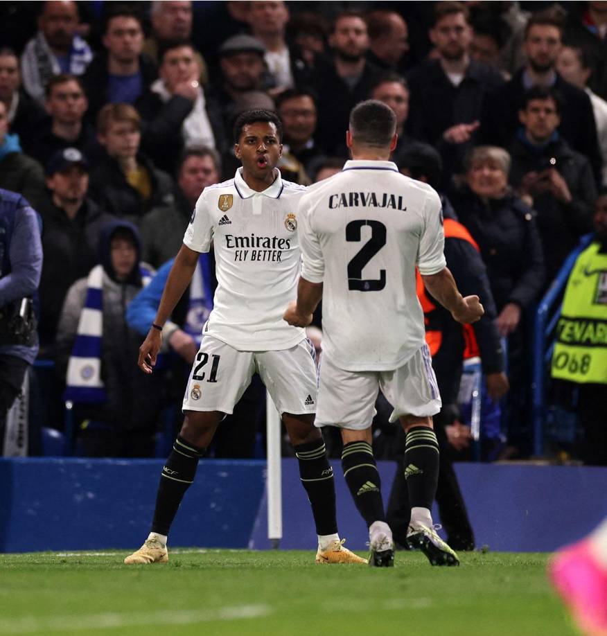 Rodrygo Goes festejo su primer gol con el salto que hace Cristiano Ronaldo cuando celebra un tanto. Es su ídolo.
