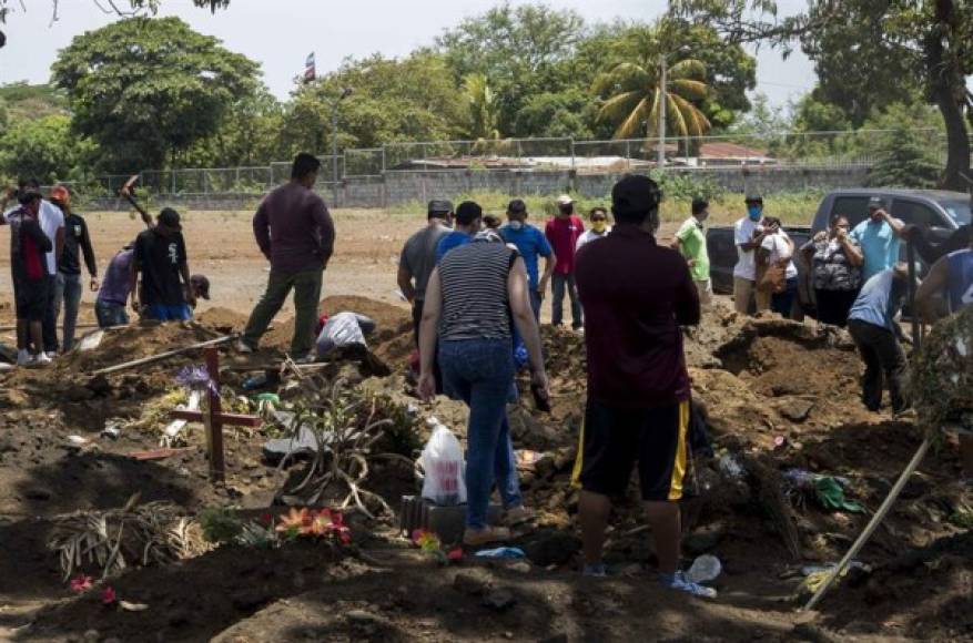 Pandemia de coronavirus: La caravana de la muerte que aterroriza a los nicaragüenses  