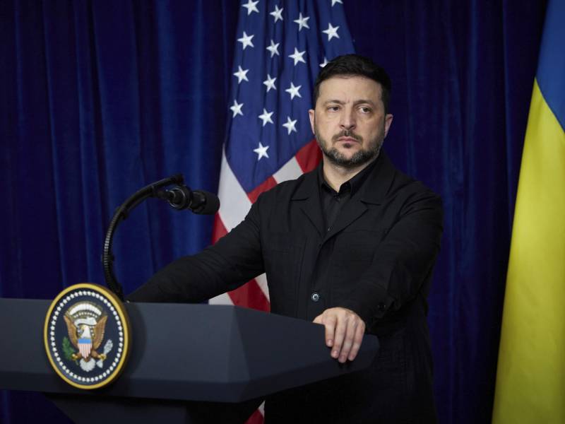 El presidente de Ucrania, Volodímir Zelensky, tras reunirse este domingo con Donald Trump en Palm Beach.