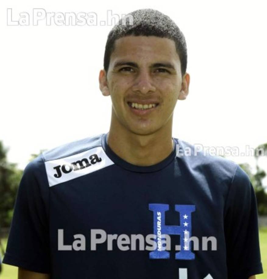 Óscar Castro, delantero de las reservas del Real España. Foto Neptalí Romero