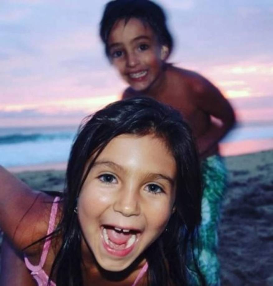 Romina heredó la belleza de su madre y sin duda el porte de su padre, la pequeña hoy en día tiene 18 años y deslumbra con su carisma.