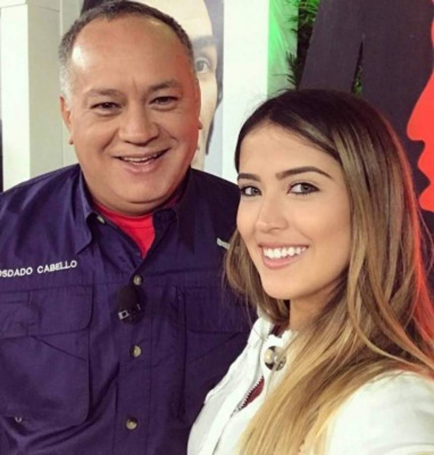 Tras la divulgación de la información por medios venezolanos y españoles, Daniela, hija de Diosdado Cabello, el número dos del chavismo y presidente de la Asamblea Nacional Constituyente, desmintió en redes sociales la noticia de su supuesta boda.