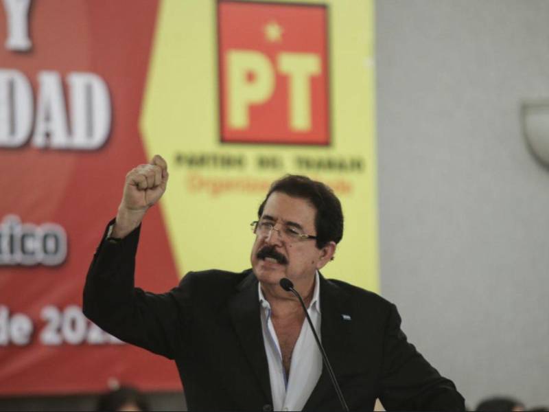El expresidente Manuel Zelaya se encuentra en México en un foro internacional del Partido del Trabajo (PT).