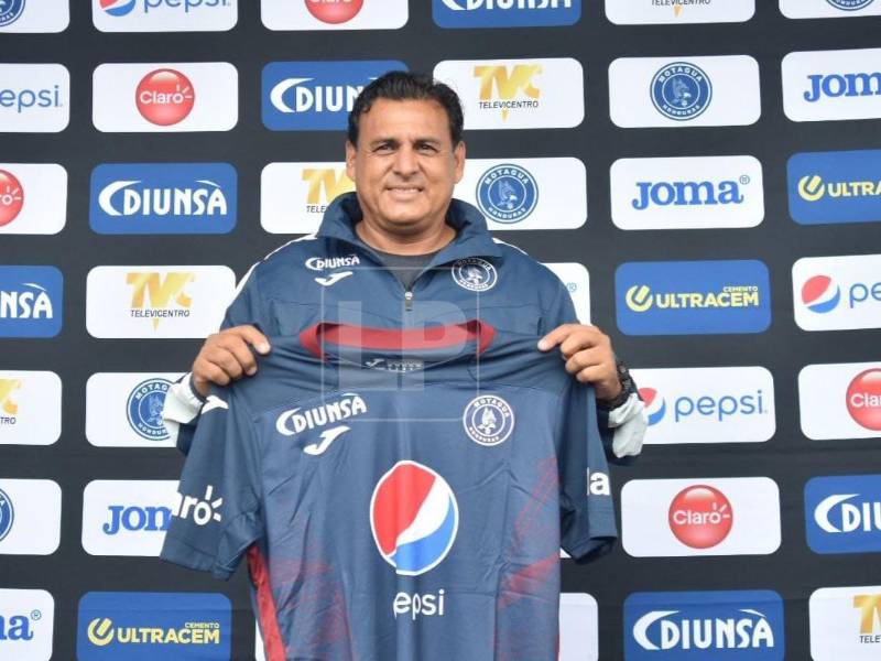 César Obando se mostró feliz por la oportunidad de llegar al Motagua.