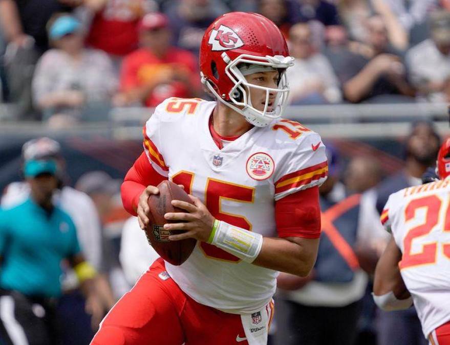 “Es bueno tener a chicos como Jalen al otro lado, porque es una gran persona y, obviamente, un gran ‘quarterback”, reconoció Mahomes.