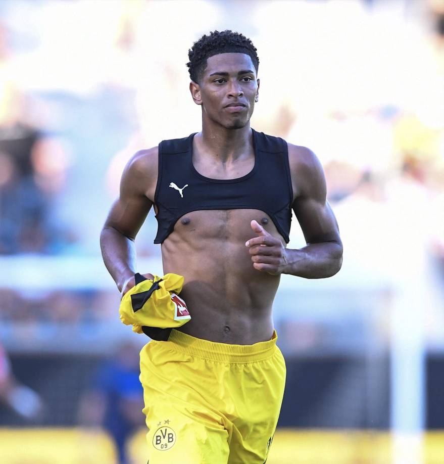 El Liverpool tendría atado ya a Jude Bellingham, joven y talentoso centrocampista inglés de 19 años del Borussia Dortmund. 