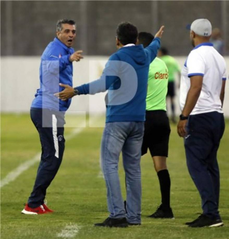El entrenador del Motagua le dijo de todo al técnico de los Lobos de la UPN.