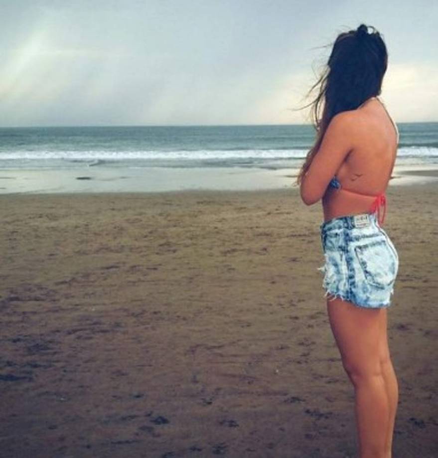 Ahora la chica dejó de seguirle en twitter por lo que ya se presume que su relación está rota.