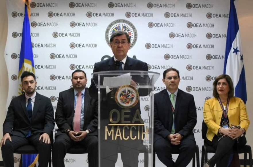 12. Corte resuelve que la Maccih es constitucional.<br/><br/>Tras días de tensión en los que se llegó a poner en duda la continuidad de la Maccih, en mayo la Sala de lo Constitucional de la Corte Suprema de Justicia de Honduras declaró la constitucionalidad de la Misión de Apoyo Contra la Corrupción y la Impunidad en Honduras (Maccih). El presidente hondureño Juan Orlando Hernández escribió en sus redes sociales su conformidad al fallo. “Lo dije en Washington en 2016, en evento de firma, convenio OEA Maccih es para apoyar, orientar y colaborar activamente en fortalecimiento de instituciones nacionales”.