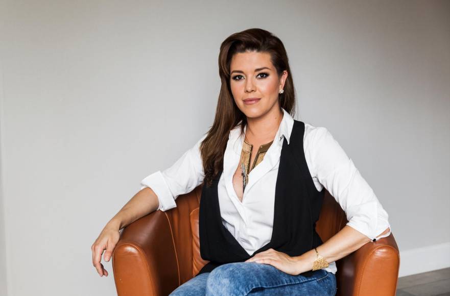 Alicia Machado - Todo fue de maravilla durante su reinado hasta que ganó 18 kilos de peso y fue cruelmente humillada por su nueva figura. Donald Trump hizo público este aspecto lo que la obligó a perder peso. Periodistas la seguían con cámaras al gimnasio y vigilaban lo que comía. Hasta el día de hoy es uno de los momentos más terribles que ha vivido. En respuesta a Trump, la ahora actriz y cantante venezolana lo catalogó como “un ser detestable” y “rata nazi”.