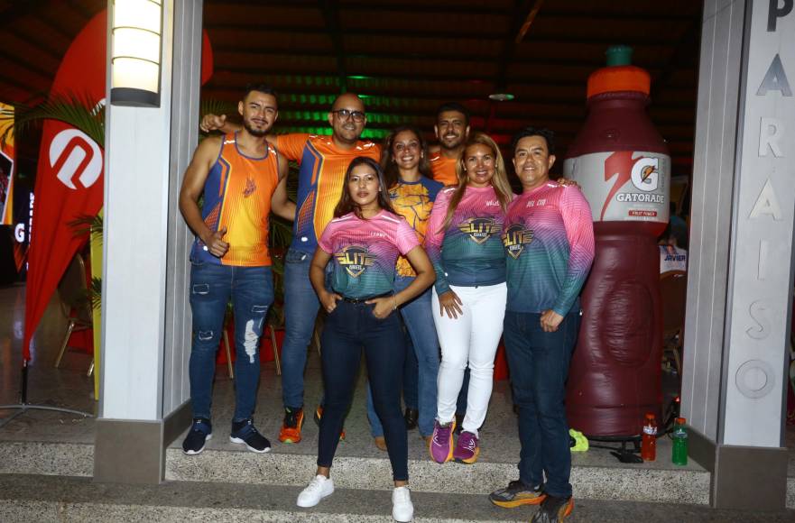 El ya habitual evento que organiza anualmente Diario La Prensa fue llevado a cabo en el salón Paraíso del Hotel Copantl de San Pedro Sula. La armonía entre los asistentes y las sorpresas brindadas por las marcas patrocinadoras hicieron la noche espectacular.