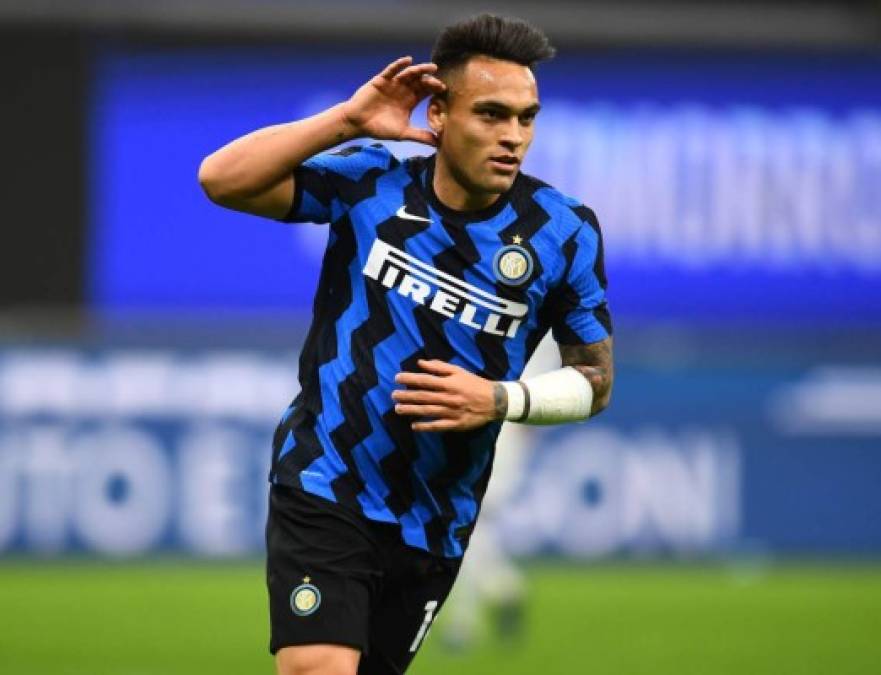 El Inter de Milán ha 'blindado' a Lautaro Martínez. El diario Tuttosports señala que le prometieron aumento salarial y no lo dejarían salir en el futuro inmediato. El Atlético de Madrid mostró interés por el surgido en Racing, dupla de Romelu Lukaku en ataque del campeón de Serie A.