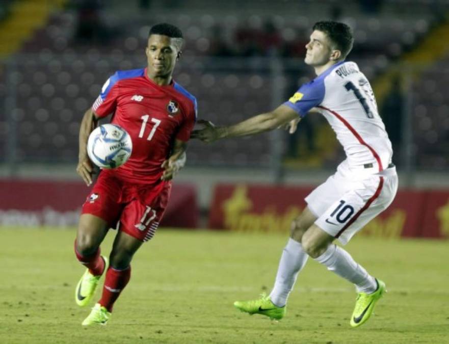 El defensa panameño Luis Ovalle, integrante de la selección canalera, será nuevo fichaje del Olimpia y estará llegando este fin de semana a Honduras para firmar su contrato.