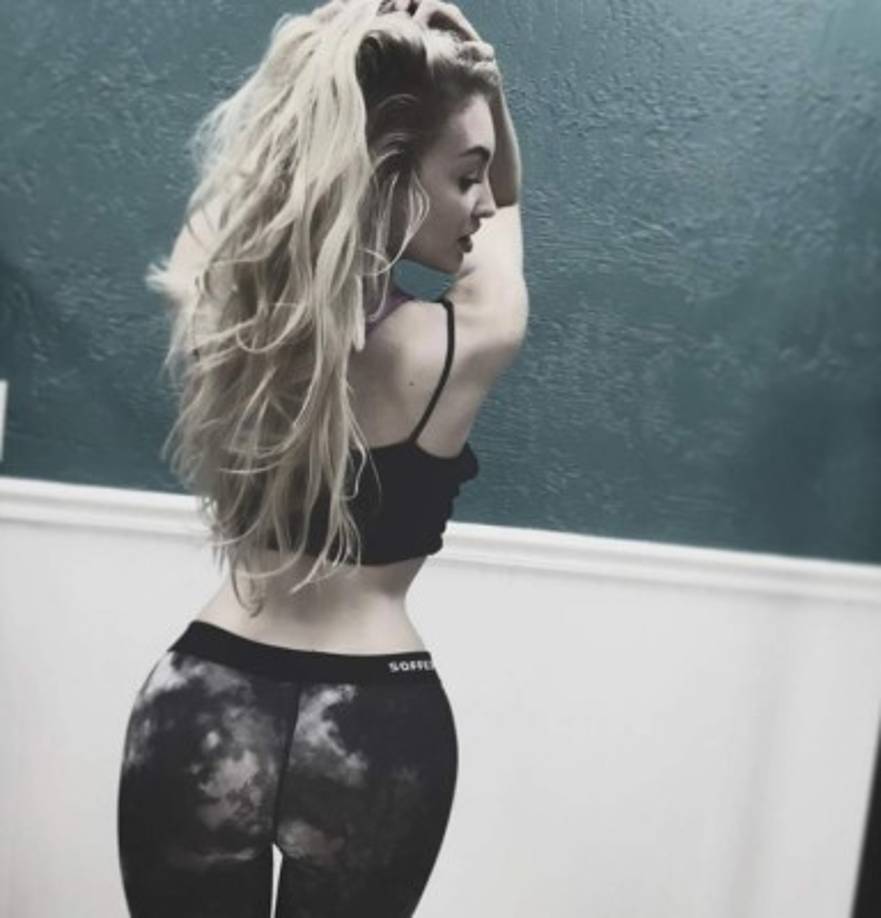 Además tiene un espectacular cuerpo.