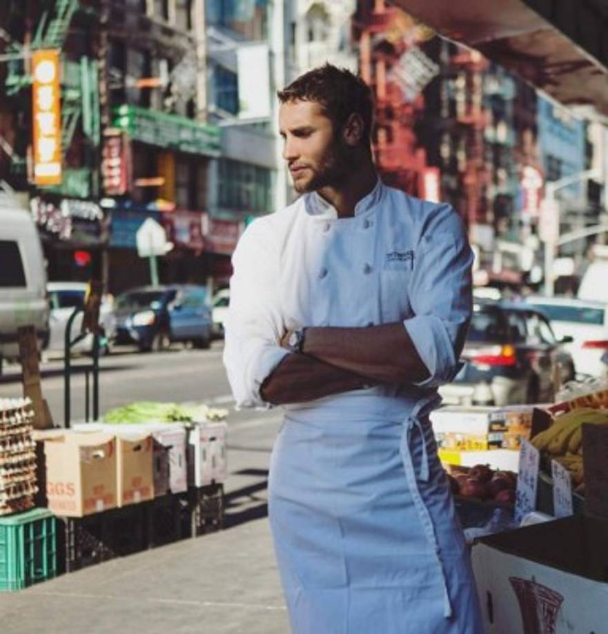 La pasión por la cocina viene de sus padres que poseen una cadena de panaderías en Perú.