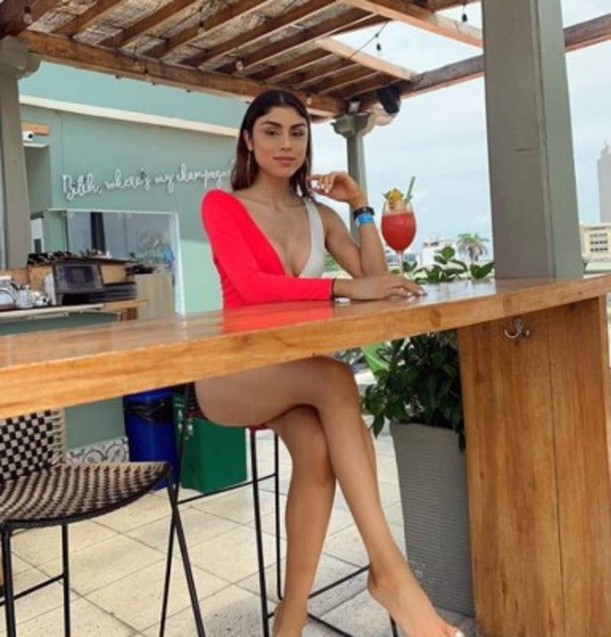 'Tengo todo menos a mi misma', reconoce Galindo cuyo canal está activo desde julio del 2011 y cuenta con más de nueve millones de suscriptores en la plataforma de videos propiedad de Google. <br/><br/>Según la descrpición de su canal, la joven es la primera YouTuber colombiana. En otro canal denominado PauVlogs y activo desde agosto del 2019, sumaba 2,2 millones de suscriptores. <br/>