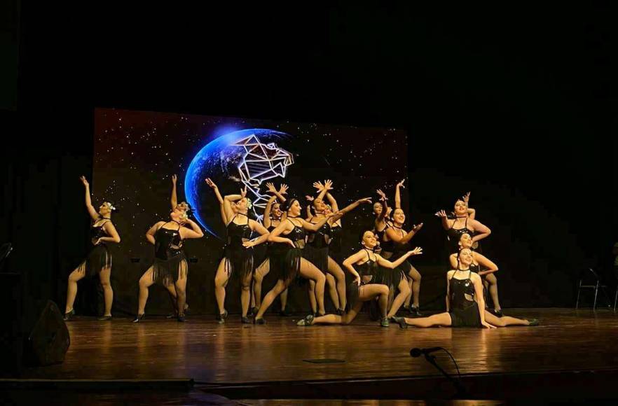 Academia de Bellas Artes ganó el primer lugar con su presentación “All that jazz”