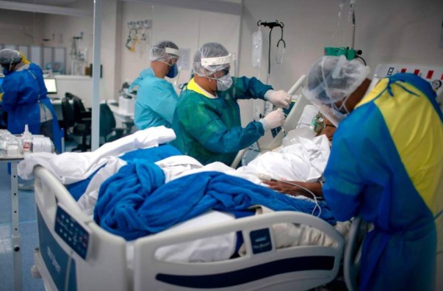 La pandemia de coronavirus 'está lejos de haber terminado', advirtió el director de la OMS, Tedros Adhanom Ghebreyesus, después de que Brasil, el país más afectado por el covid 19 en América Latina, cerrara su peor semana en materia de contagios y muertes.