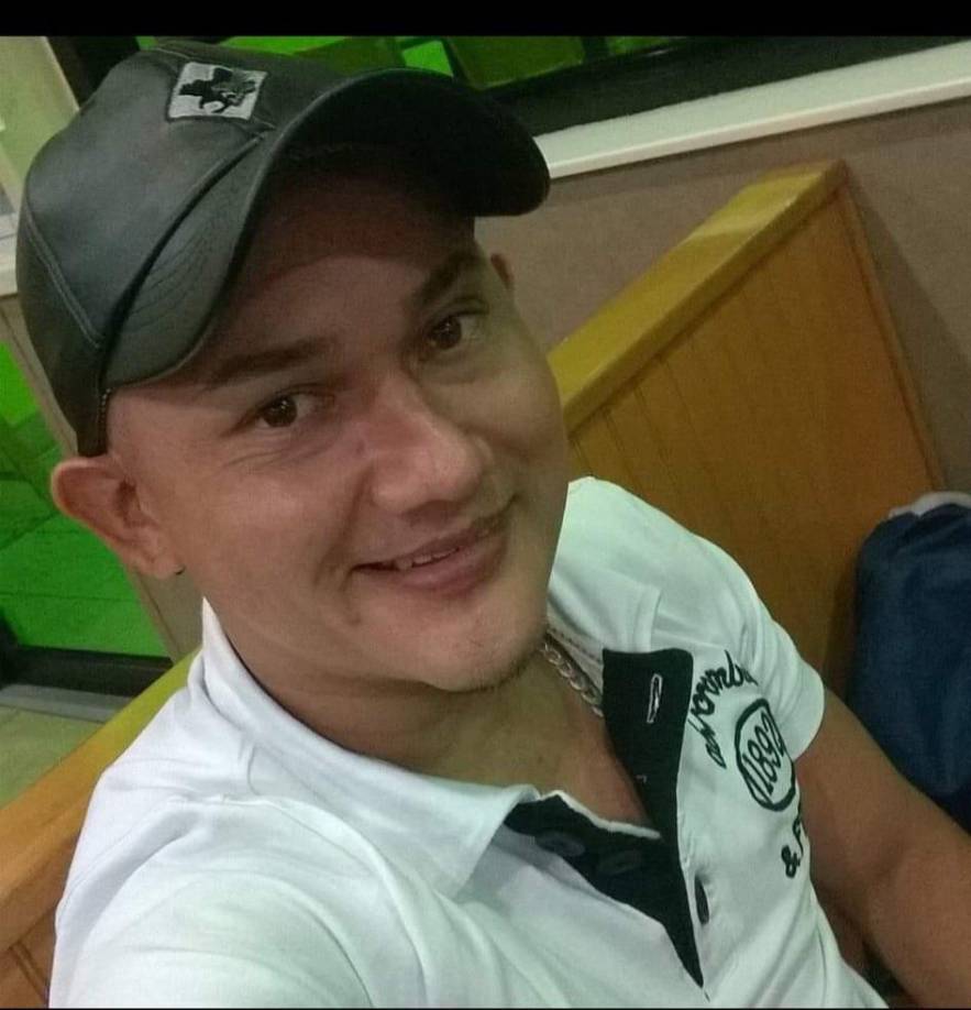 Marvin Molina trabajaba en una empresa de venta de respuestos de autos. 