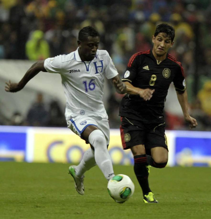 Edgard Álvarez - El ‘Mosky’ fue parte de la eliminatoria a Brasil 2014, pero no fue al Mundial. Ingresó de cambio en aquel partido por Boniek García, ahora con 43 años de edad, está retirado. Hace unos años puso unos negocios en su natal Puerto Cortés y fue dirigente del Platense, pero se desconoce qué ha sido de él.