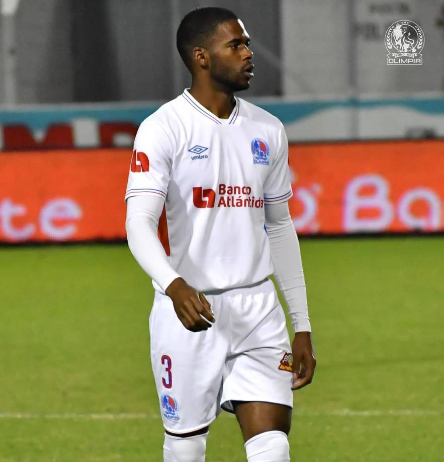 Elvin Casildo - El defensa podría ser una de las bajas del Olimpia para la próxima temporada. Real España lo busca a préstamo y se ha estado hablando con la directiva del club aurinegro por la posible incorporación del central a las filas aurinegras y que acompañe a Brayan Moya.