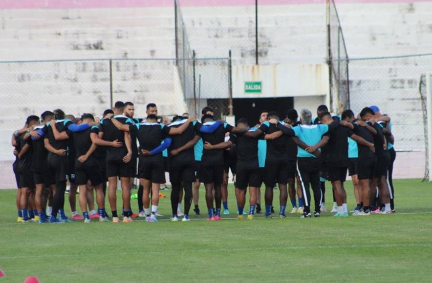 La selección de Honduras realizó su último entrenamiento en Xochitepeq, previo a la batalla final ante México por los cuartos de final de la Nations League.