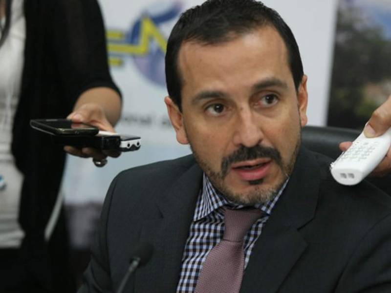 Wilfredo Cerrato, secretario de Finanzas.