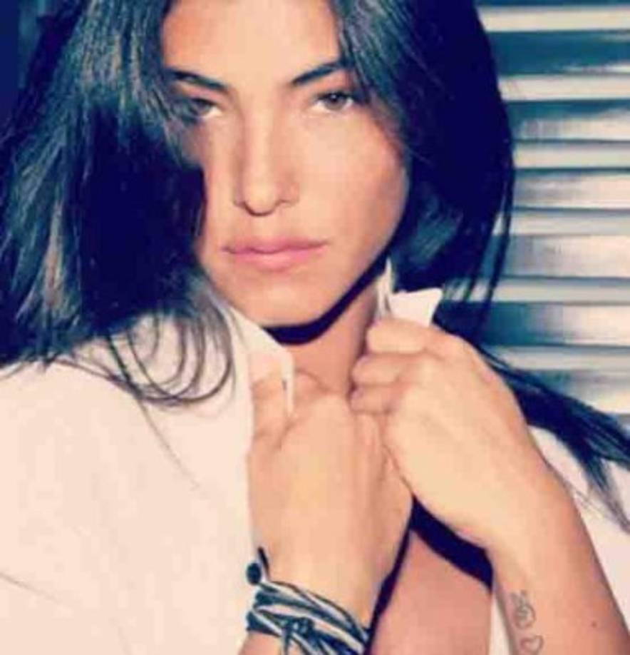 Cabe señalar que la joven tiene dos hijos de otro matrimonio.