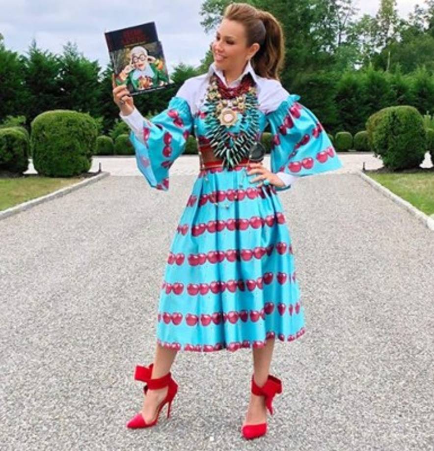 Y es que lo que algunos catalogan como la 'locura' de Thalia, para ella es solamente felicidad que desea compartir con todos.