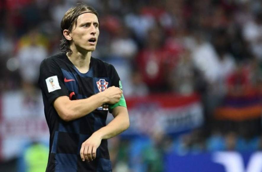 Modric, quien es el capitán de la Selección de Croacia ha militado en los equipos: H. Š.K. Zrinjski de Bosnia, N. K. Inter-Zaprešić de Croacia, Dinamo Zagreb de Croacia, Tottenham de Inglaterra y Real Madrid de España.