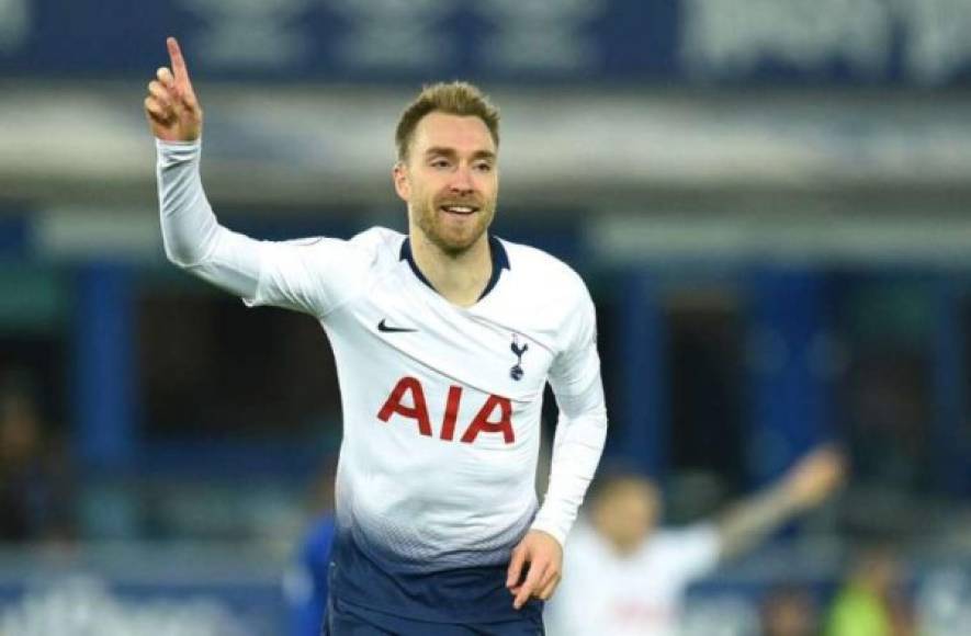 Christian Eriksen: El Diario Marca informa que el mediocampista danés es uno de los objetivos del Real Madrid para enero del 2020. El jugador cuenta con 27 años de edad.