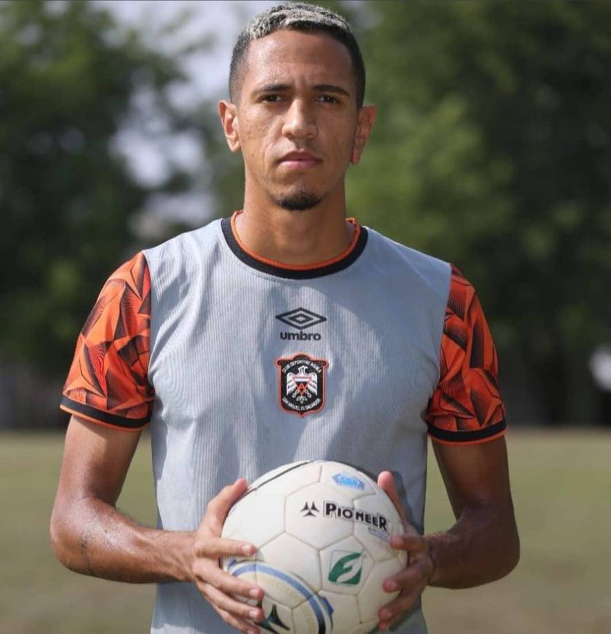 En lo que va de la temporada, Yan Maciel ha disputado un total de 21 partidos con la camiseta del CD Águila. Ha marcado cinco goles y tiene tres asistencias.