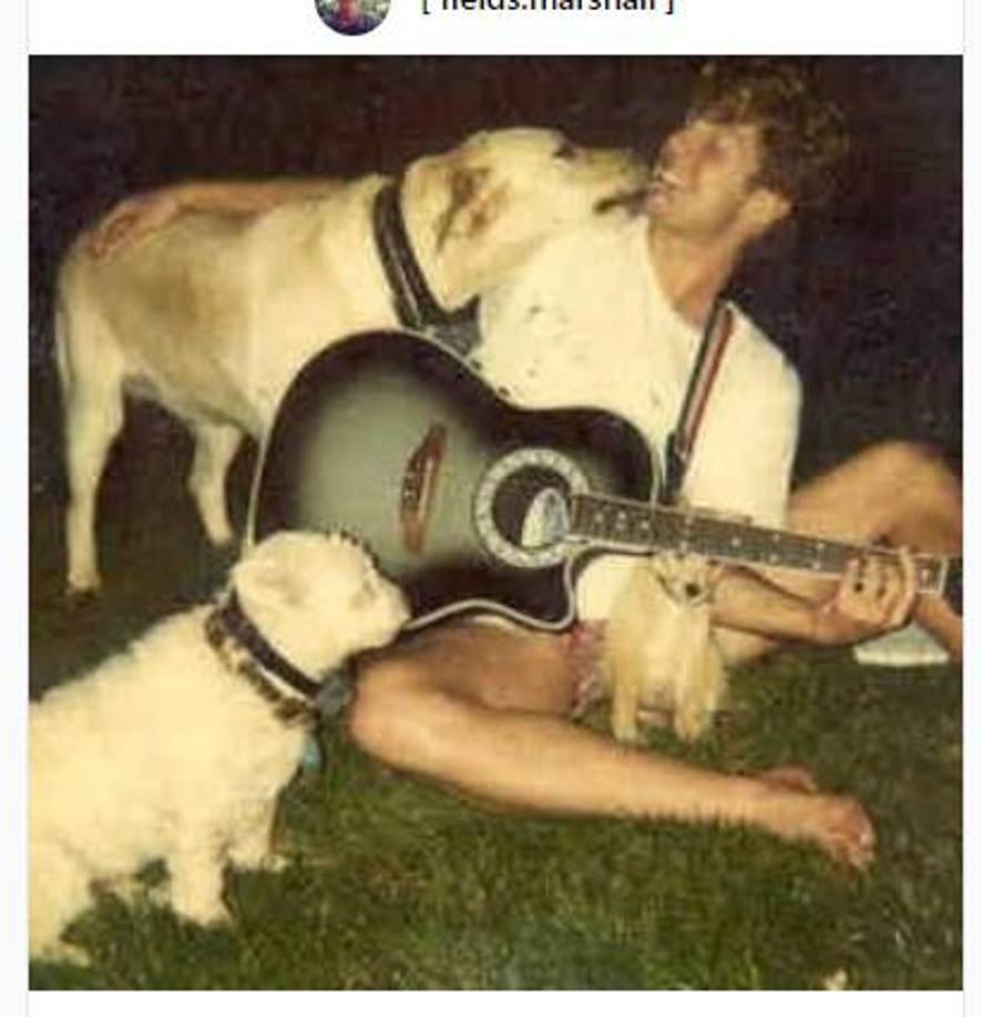 Este era Gunker en la vida real. F<b>ielding Marshall es un amante de los animales.</b>