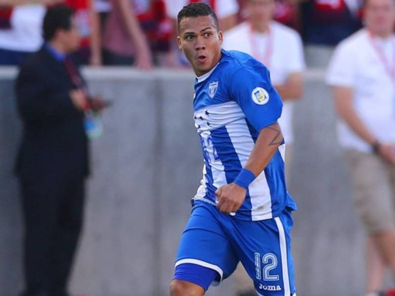 Arnold Peralta no tiene nada contentos a los dirigentes del Vida.