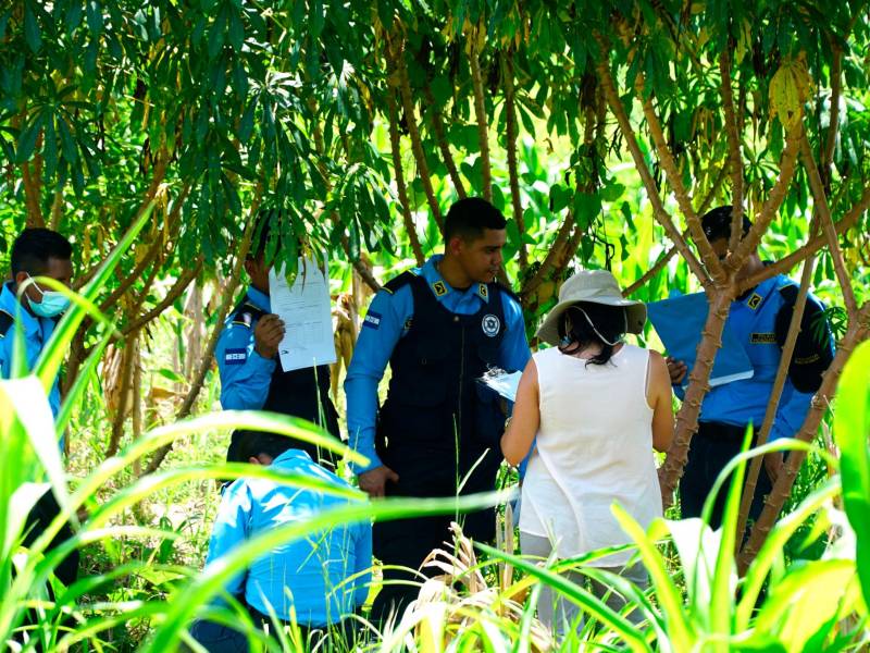 <b><span class=mln_uppercase_mln>Emerson Soriano fue hallado muerto ayer.</span></b>