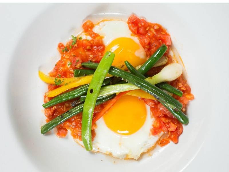 Además de un enigmático elemento de metáforas y arte, el huevo es un ingrediente versátil y nutritivo.