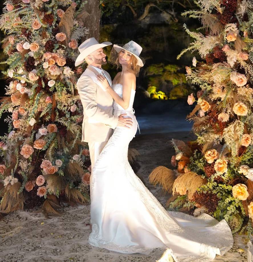 Según el artista, incluso han encontrado en su esposa otra figura materna. “Son niños que se sienten amados. El amor de madre es un amor incomparable, pero han encontrado en Melany una bella figura en el aspecto maternal: ella trata a mis hijos como si fueran sus propios hijos, lo que es importante”, puntualizó. 