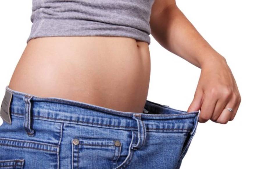 Bajar de peso es un proceso complicado para determinadas personas. Hay casos en los que, a pesar de seguir una dieta estricta y hacer deporte, no se pierden los kilos tan rápido como se quisiera.