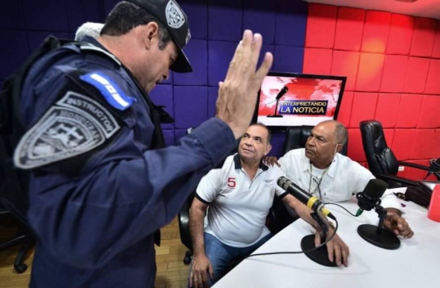 Tras la primera condena de 10 años, que por buen comportamiento no terminó de cumplir, Romero fue acusado de emprender 'una campaña sistemática contra la exfiscal y su familia' usando sus programas de radio y televisión.