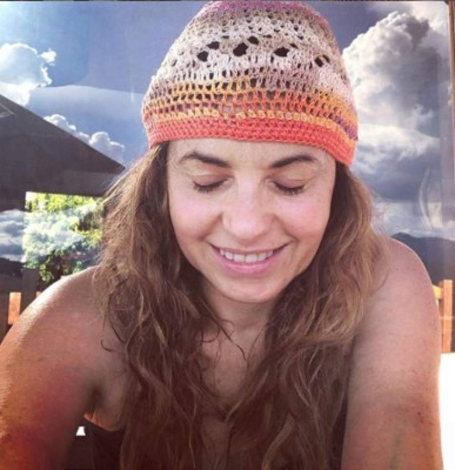 Yolanda Ventura nació en 1968 en Barcelona, España en un ambiente ligado a la música y el espectáculo, dado que es hija de un conocido músico catalán, el trompetista Rudy Ventura.