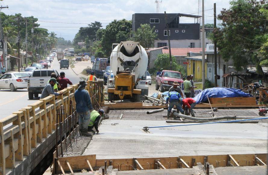 De acuerdo con la Municipalidad, la obra que vendrá a mejorar la movilidad a los miles de conductores que transitan por esa importante arteria de la ciudad.