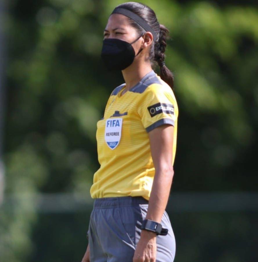 Merlin Soto, la segunda mujer en dirigir un partido en la Liga Nacional de Honduras