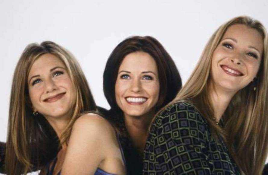 De acuerdo con el Libro Guinness, Cox (junto con sus coprotagonistas femeninas) se convirtieron en las actrices mejor pagadas de la televisión de todos los tiempos cobrando 1 millón de dólares por episodio, durante las dos últimas temporadas de Friends.