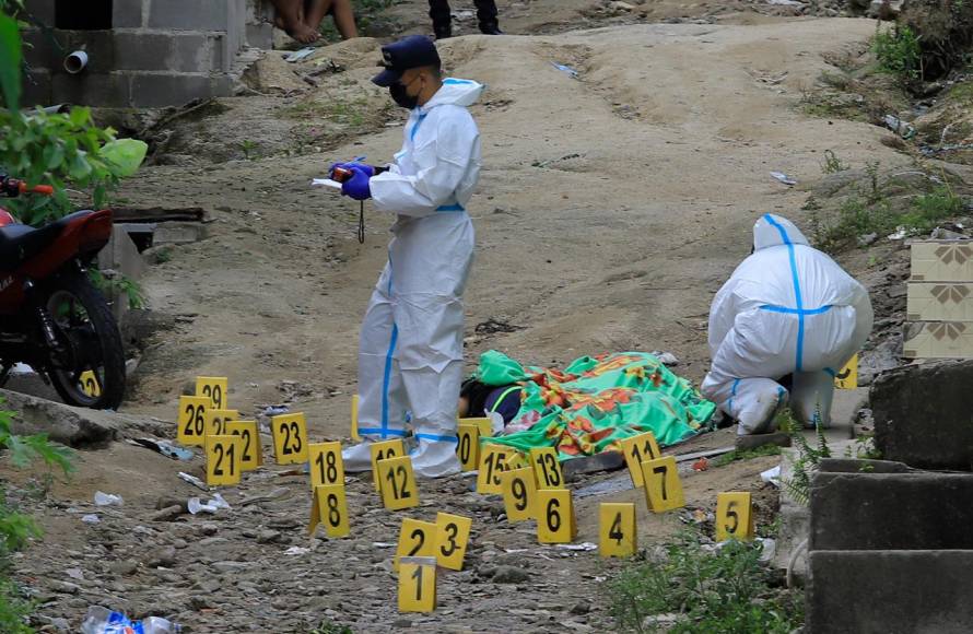 Lo que se sabe de la masacre que dejó cinco muertos en San Pedro Sula (Fotos)
