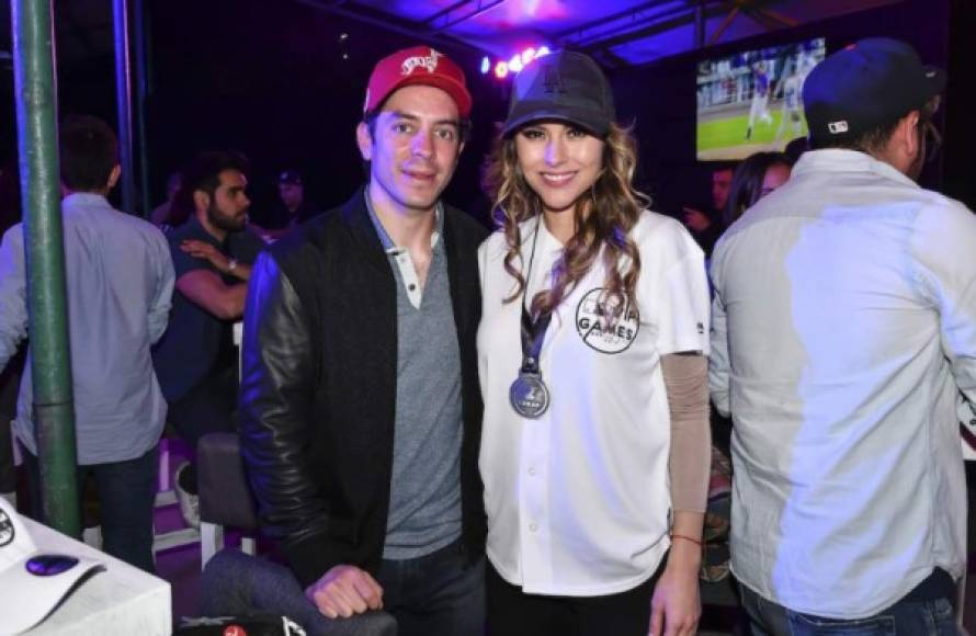 La pareja ya se había dejado ver de forma pública cuando ambos llegaron juntos a una fiesta para el juego de exihibición en abril de la Major League Baseball (MLB) en el campo de la Liga Maya en la Ciudad de México.