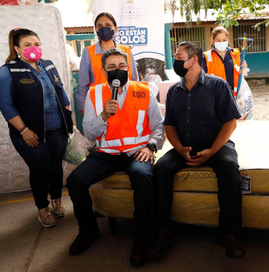 El programada “No están solos” fue lanzado durante el gobierno de Juan Orlando Hernández, hoy preso en Estados Unidos por acusaciones de narcotráfico.