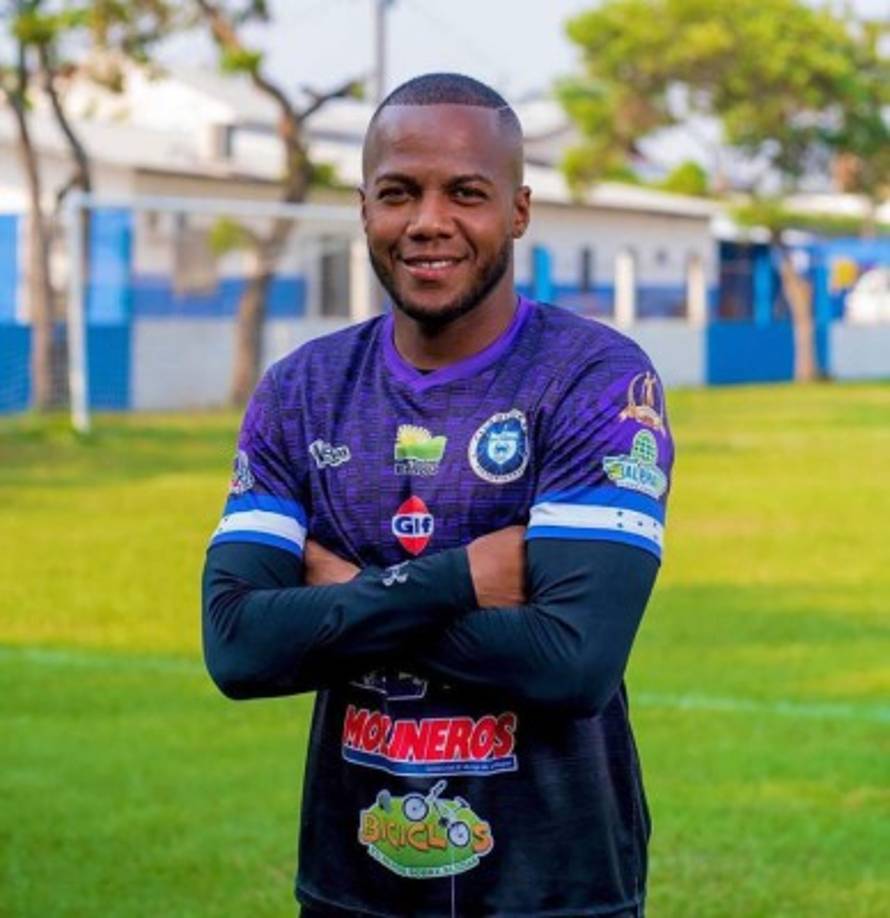 William Robledo: El portero colombiano expresó que desea seguir en el Victoria de cara a la próxima campaña. El arquero fue clave para la obtención del Ascenso a la Liga Nacional de Honduras.