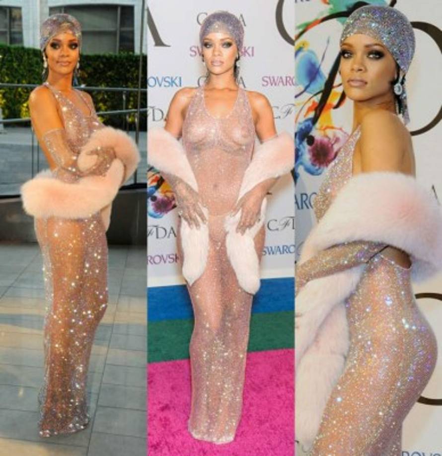 Rihanna con este look. Le ganó la popularidad a todas.